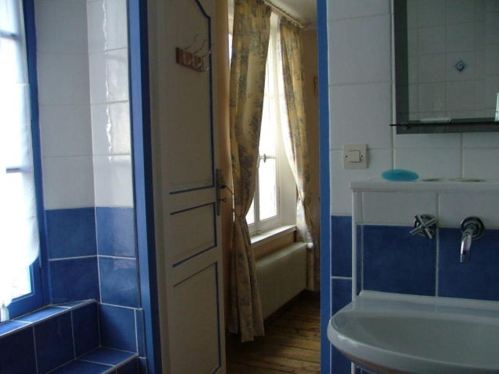 Chez Francine Et Xavier Bed & Breakfast Froissy  Rom bilde
